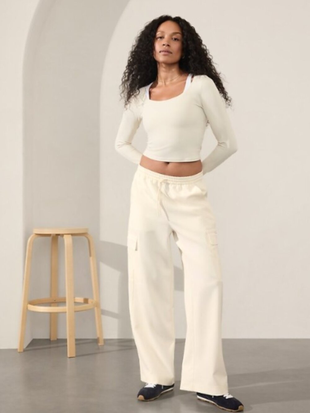 NWT Athleta Promenade High Rise Cargo Pant Magnolia White Size Medium